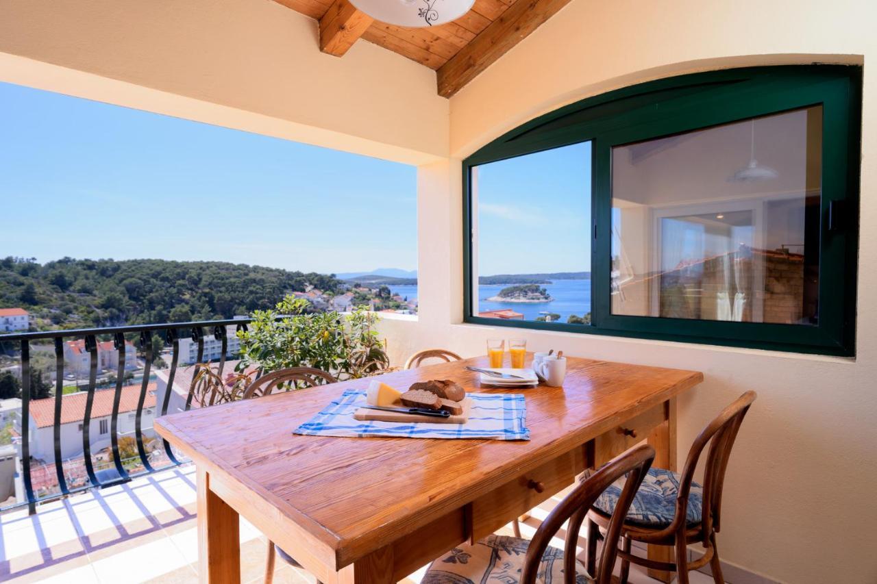 The Swallow'S Nest - Zf Hvar Hvar Town Exterior photo